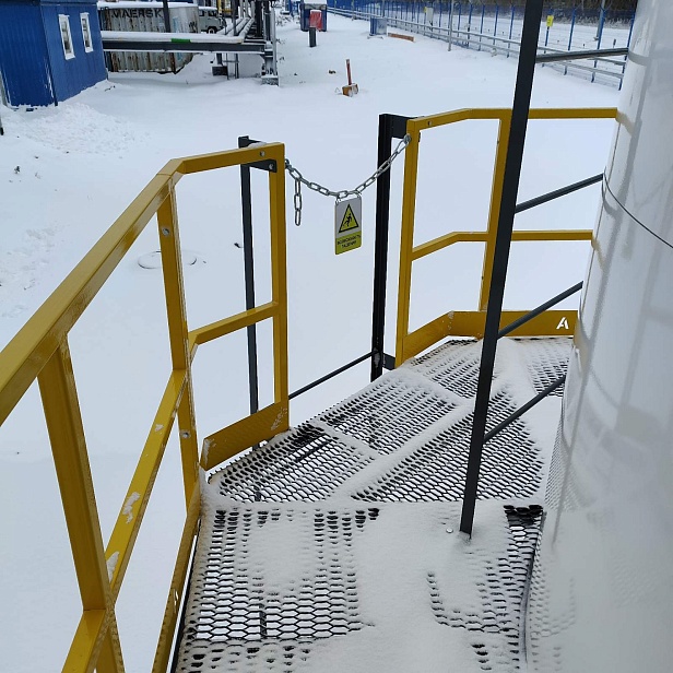 Выборгский район. ПАО "Новатэк" использует учебно-тренировочный полигон "Альпинист 03-06-2"для своих тренировок специалистов